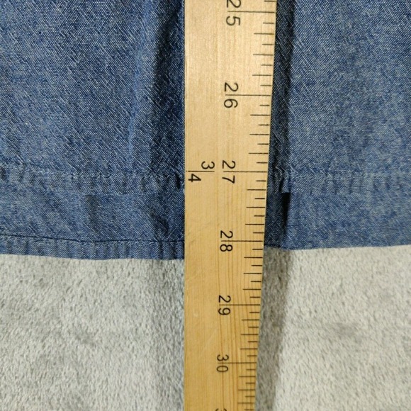 Old Navy Shirt Mens‎ Medium Blue Classic Fit Chambray Short Sleeve Button Up - Picture 6 of 7